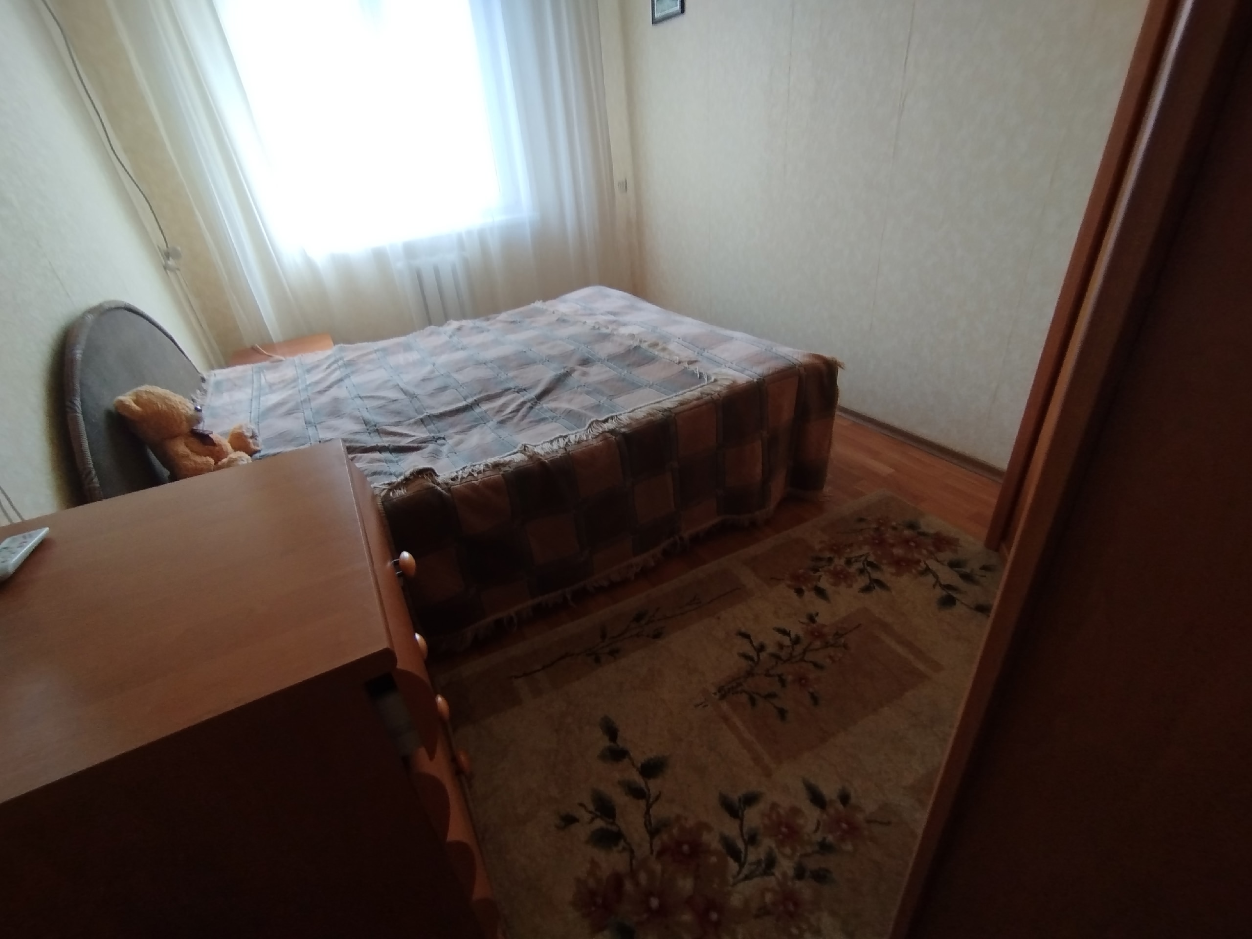 Продам 2-комнатную квартиру в Ленинском районе, кв. Шевченко. 🏢 Этаж: 5 из 5 📐 Площадь: 44 м² 🛏 Комнаты изолированные, очень удачная планировка. 🔥 АВТОНОМНОЕ отопление, установлен новый итальянский двухконтурный котёл. 🪟 Окна — металлопластиковые 🚿 Ванная после ремонта, новая сантехника 🍽 Новая кухня 🪟 Балкон...