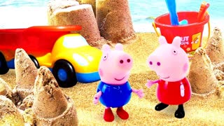 Видео для детей про Свинку Пеппу и игрушки. Пеппа и Джордж строят замок